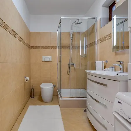 Elegant Two Bedroom Lägenhet Zadar